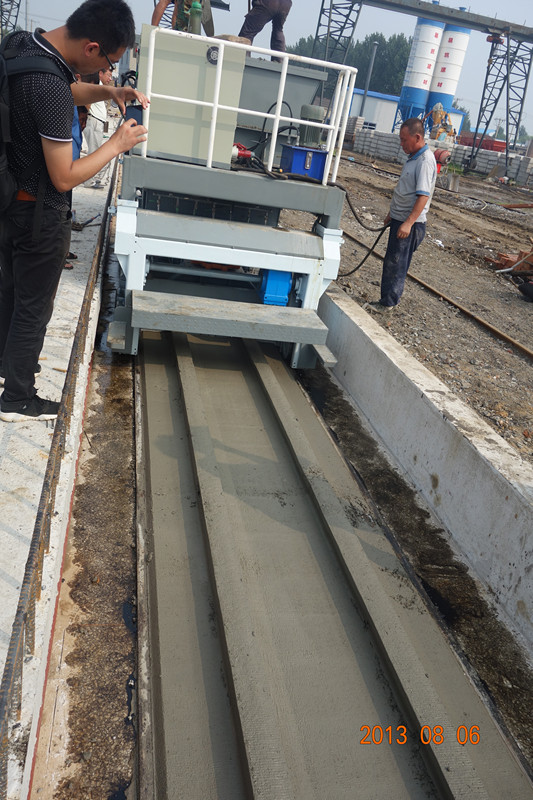 海宇大型混凝土实心空心楼板成型机